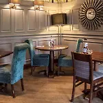 Ibis Wakefield East-Castleford 