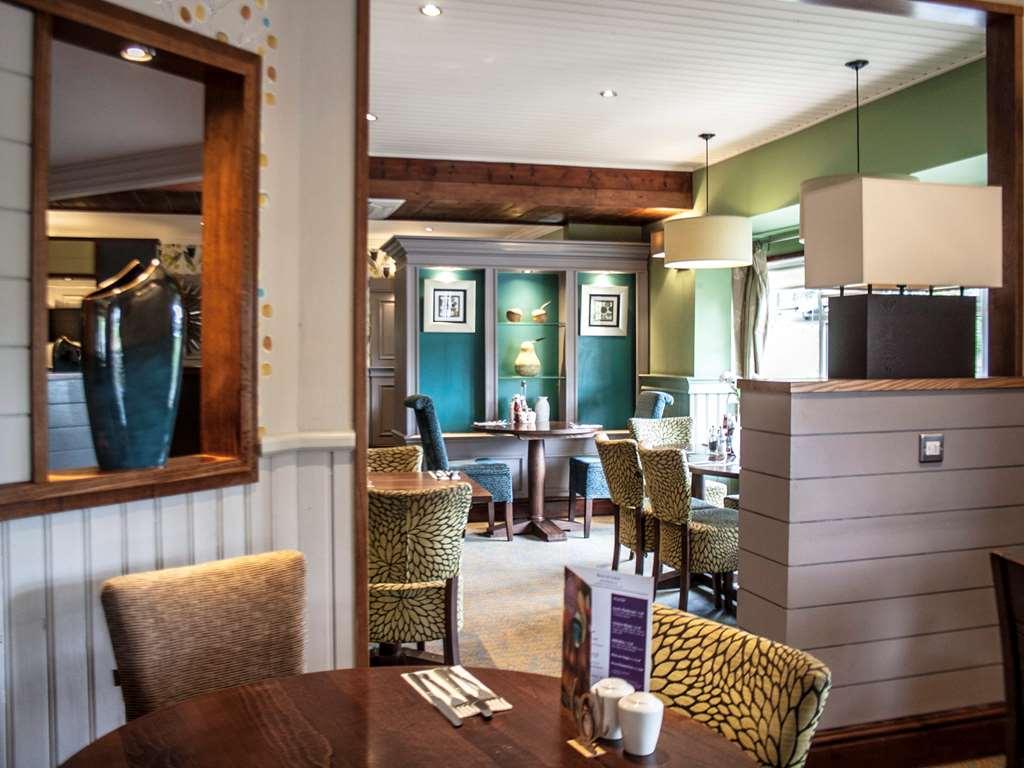 Ibis East-castleford Hotel