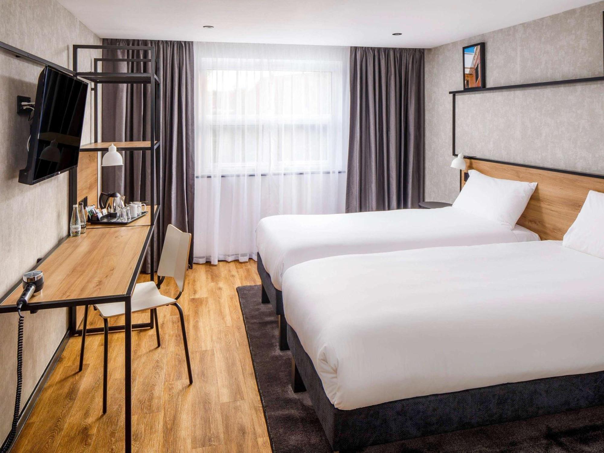 Ibis East-castleford
